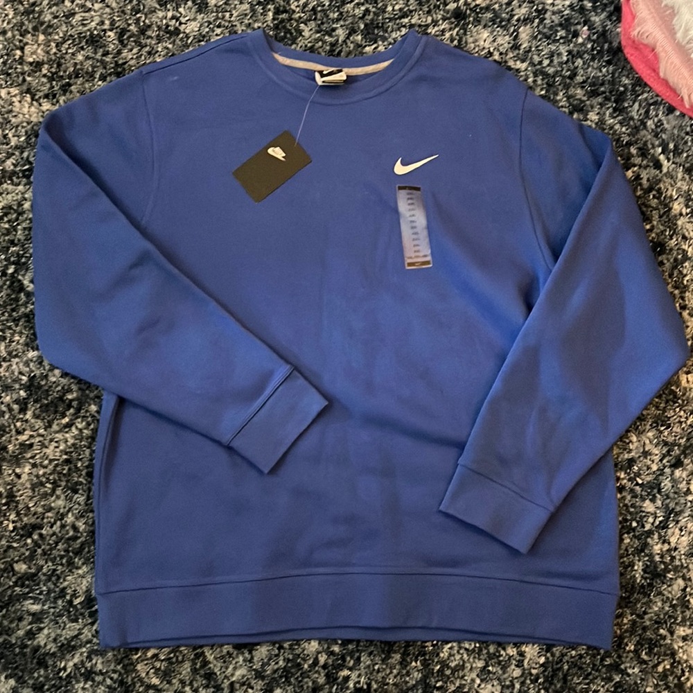 NWT Nike crew neck
